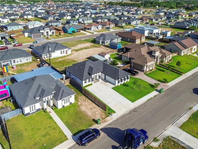 806 Sabrina Street, Alamo, TX 78516