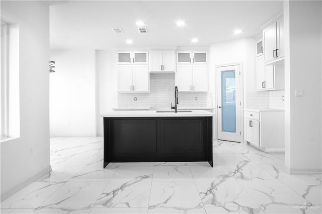 806 Sabrina Street, Alamo, TX 78516