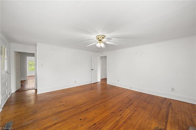 3054 N Old 52 Road, Pinnacle, NC 27043