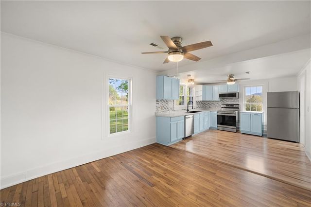 3054 N Old 52 Road, Pinnacle, NC 27043