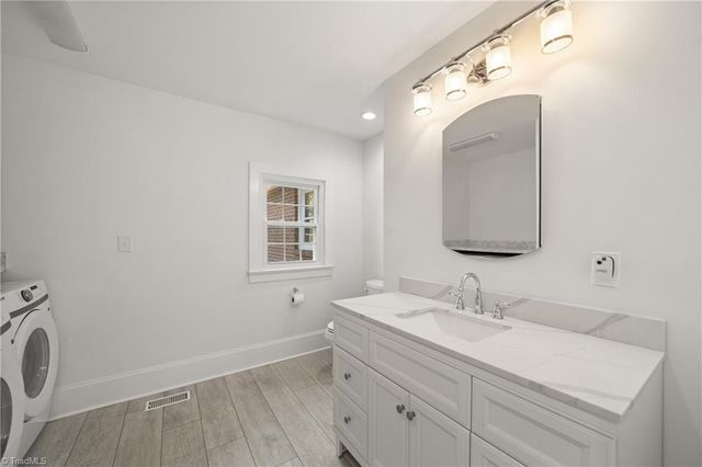 3054 N Old 52 Road, Pinnacle, NC 27043