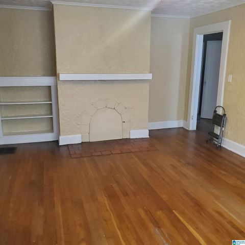 1640 GRAYMONT AVENUE W, Birmingham, AL 35208