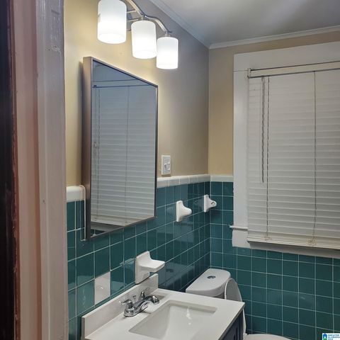 1640 GRAYMONT AVENUE W, Birmingham, AL 35208