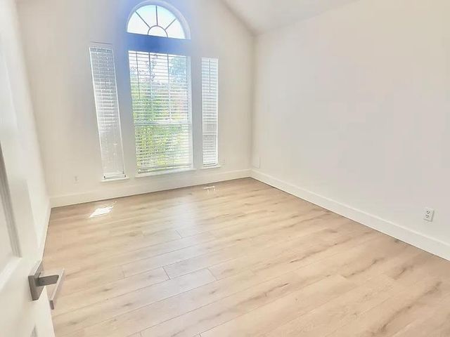 1121 Charlton Road, Edmond, OK 73003
