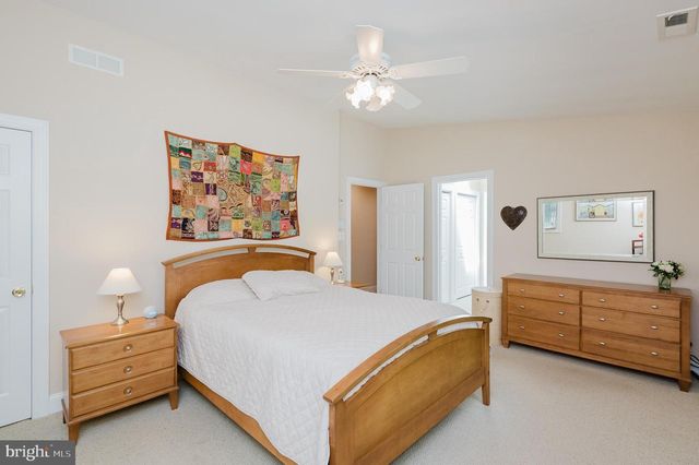 8403 TOPPING, Baltimore, MD 21208