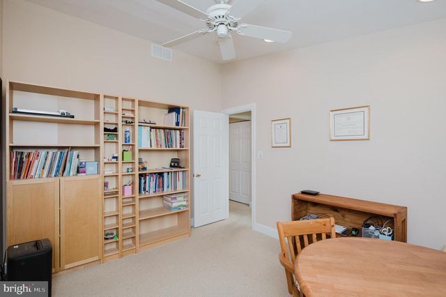 8403 TOPPING, Baltimore, MD 21208