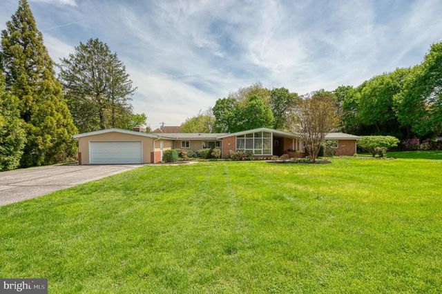 8403 TOPPING, Baltimore, MD 21208