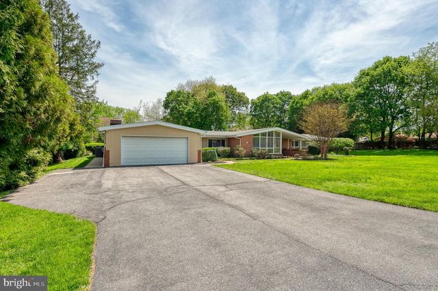 8403 TOPPING, Baltimore, MD 21208