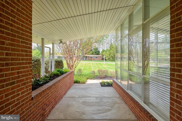 8403 TOPPING, Baltimore, MD 21208
