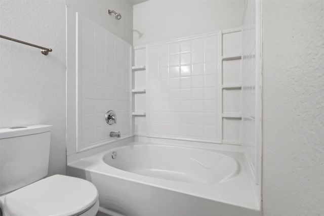 8040 Summer Stream Drive, Fort Worth, TX 76134