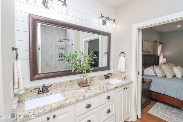 12 Oakwood Glen, Clinton, MS 39056