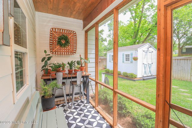 12 Oakwood Glen, Clinton, MS 39056