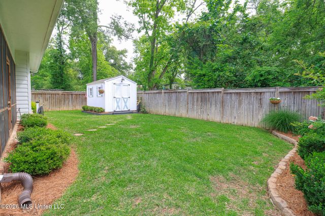 12 Oakwood Glen, Clinton, MS 39056