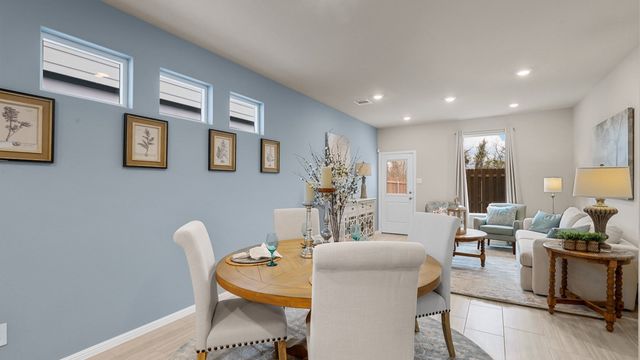 2944 MAPLE ORCHARD Lane, Fort Worth, TX 76140