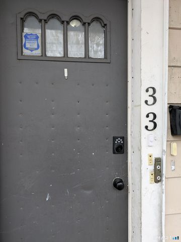 33 Chapel Street, New Haven, CT 06513