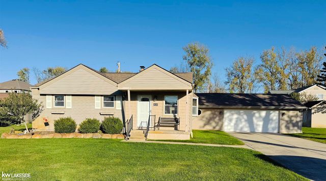 38140 Mallast Street, Harrison Twp, MI 48045