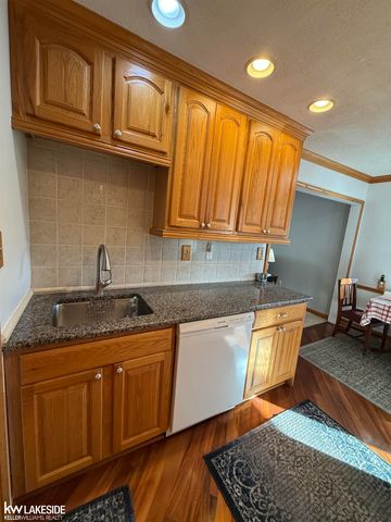 38140 Mallast Street, Harrison Twp, MI 48045