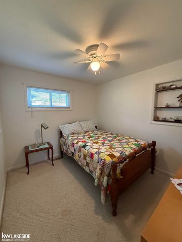 38140 Mallast Street, Harrison Twp, MI 48045