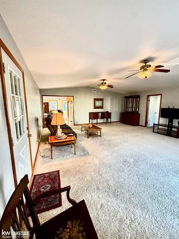 38140 Mallast Street, Harrison Twp, MI 48045