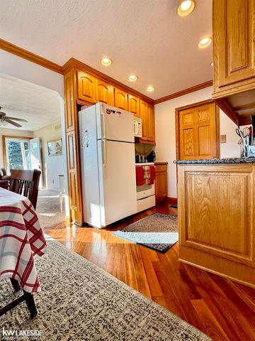 38140 Mallast Street, Harrison Twp, MI 48045