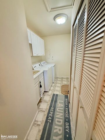 38140 Mallast Street, Harrison Twp, MI 48045