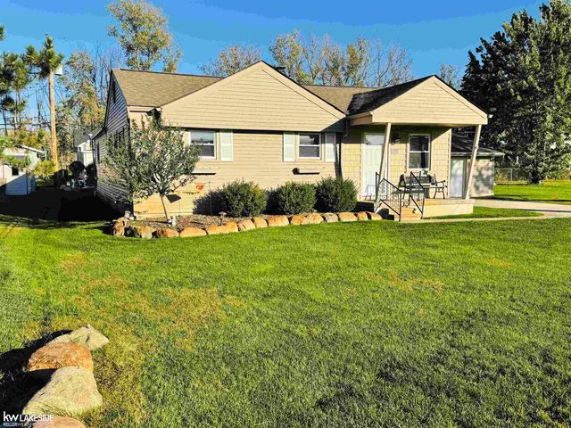 38140 Mallast Street, Harrison Twp, MI 48045