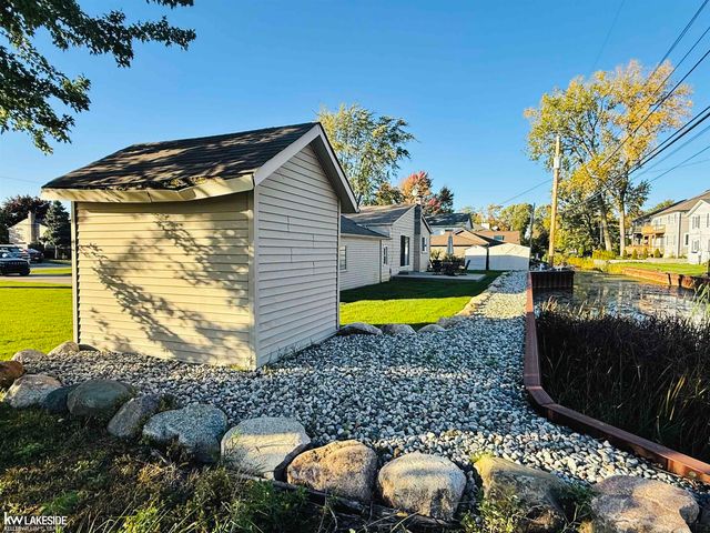 38140 Mallast Street, Harrison Twp, MI 48045