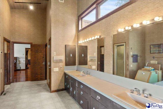 2114 Heyward Court, Florence, SC 29506