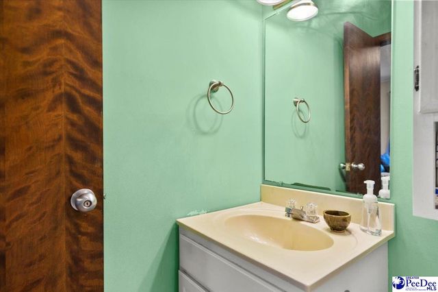 2114 Heyward Court, Florence, SC 29506