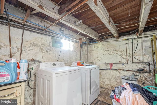 122 N REPAUNO AVE, Gibbstown, NJ 08027