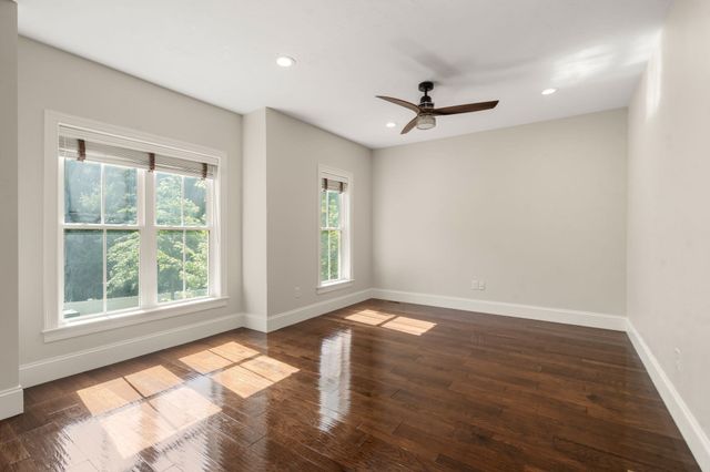 13 Boydes Xing, Norfolk, MA 02056