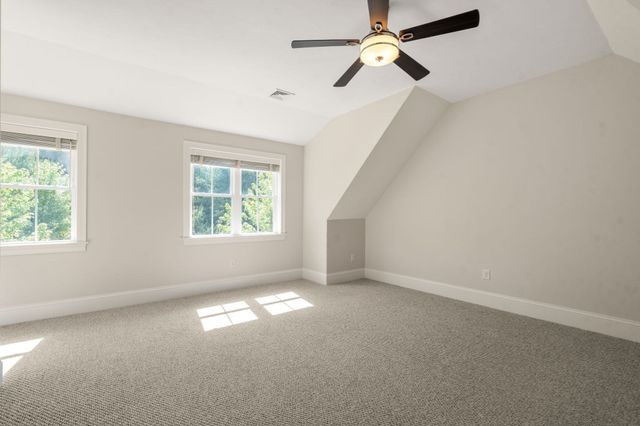 13 Boydes Xing, Norfolk, MA 02056