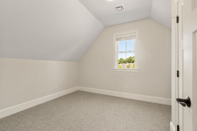13 Boydes Xing, Norfolk, MA 02056