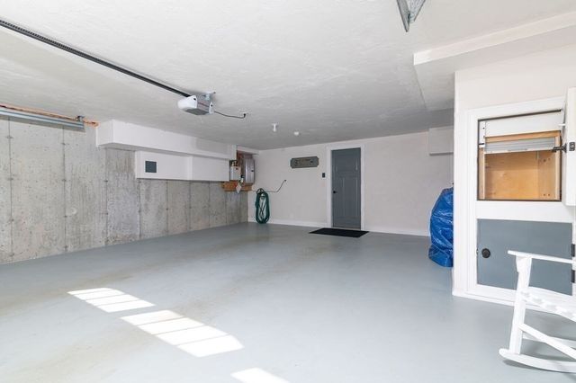 13 Boydes Xing, Norfolk, MA 02056
