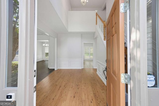 10920 Glenbarr Drive, Johns Creek, GA 30097