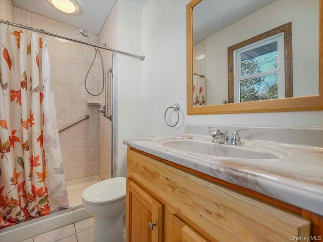 61 Rolling Ridge Road, New City, NY 10956