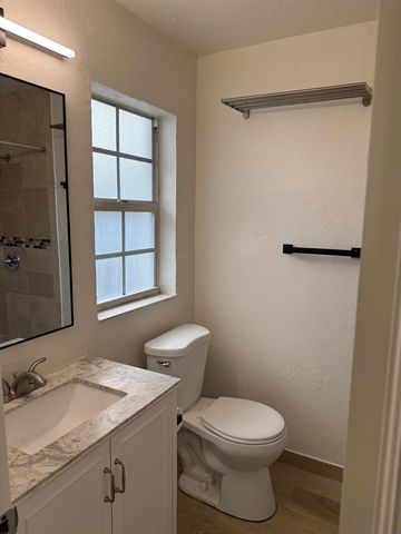 1436 NE 2ND Avenue 1, Fort Lauderdale, FL 33304