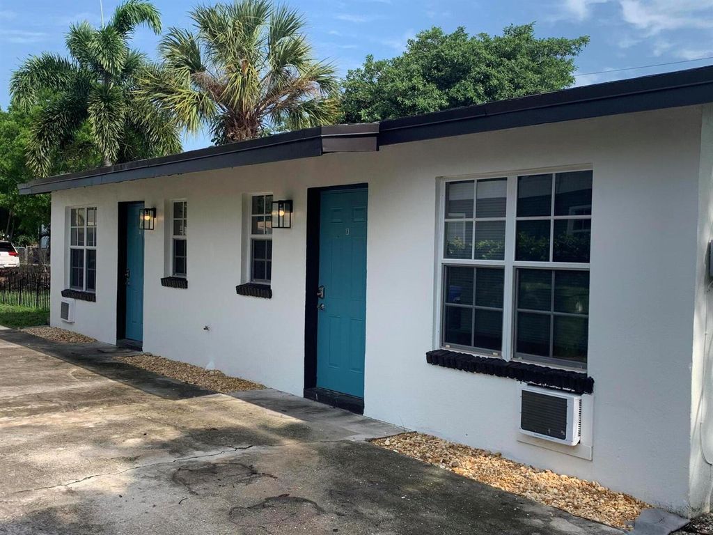1436 NE 2ND Avenue 1, Fort Lauderdale, FL 33304