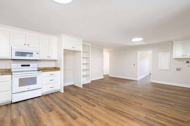 905 Perry Boulevard, Sumter, SC 29154