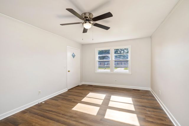 905 Perry Boulevard, Sumter, SC 29154