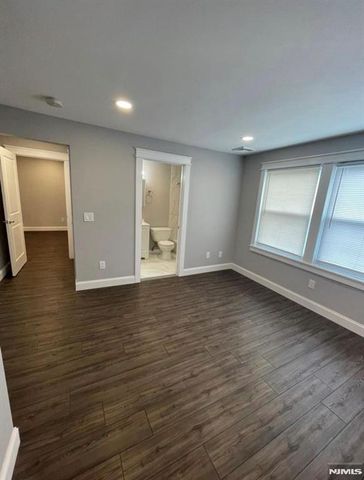 256 Coolidge Avenue B, Fort Lee, NJ 07024