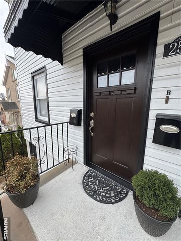 256 Coolidge Avenue B, Fort Lee, NJ 07024