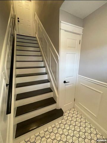 256 Coolidge Avenue B, Fort Lee, NJ 07024