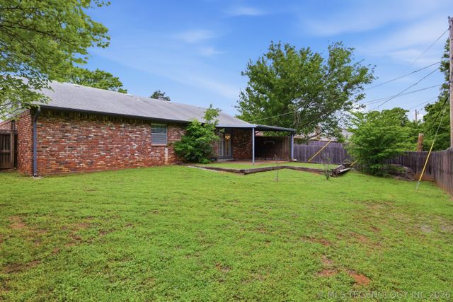3207 S Skylane Drive, Sand Springs, OK 74063