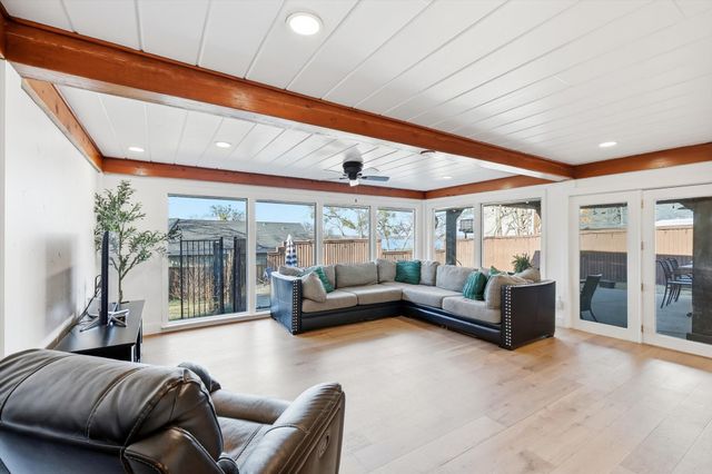 6 Horseshoe Drive, Highland Village, TX 75077