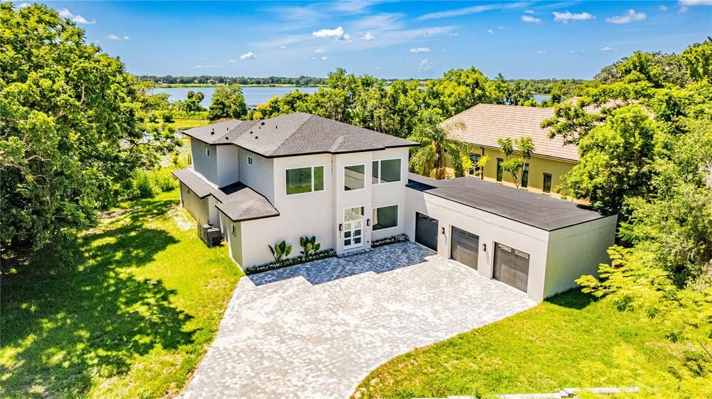 Image 1 of property listing at 436 E 7TH AVENUE, Windermere, FL 34786
