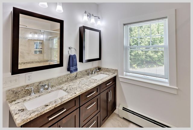 61 Ledgeside Lane, Plymouth, NH 03264