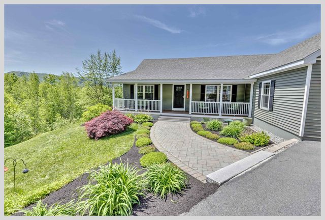 61 Ledgeside Lane, Plymouth, NH 03264
