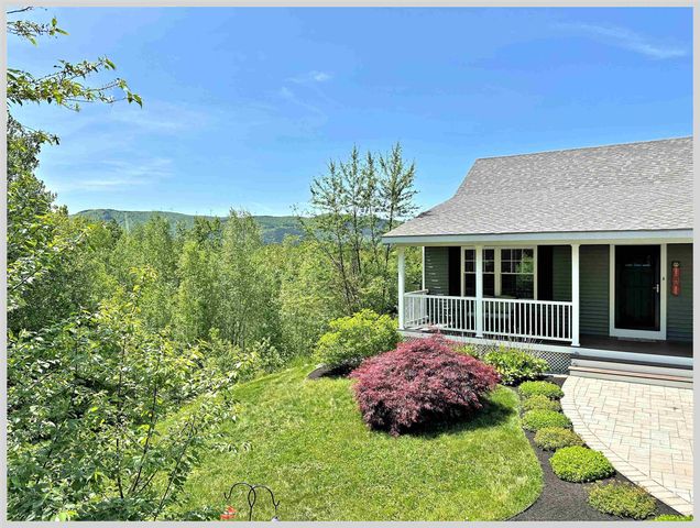 61 Ledgeside Lane, Plymouth, NH 03264