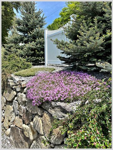 61 Ledgeside Lane, Plymouth, NH 03264